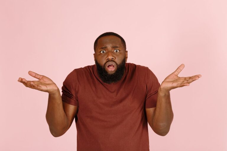 Confused man wonders why Minnesotan's talk funny