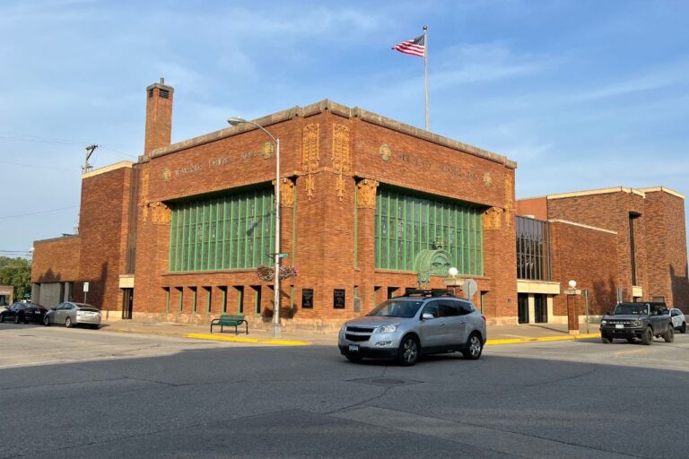 Too cool for school? Find out how Merchants National Bank in Winona, MN dared to break the mold with its bold, all-American architecture!