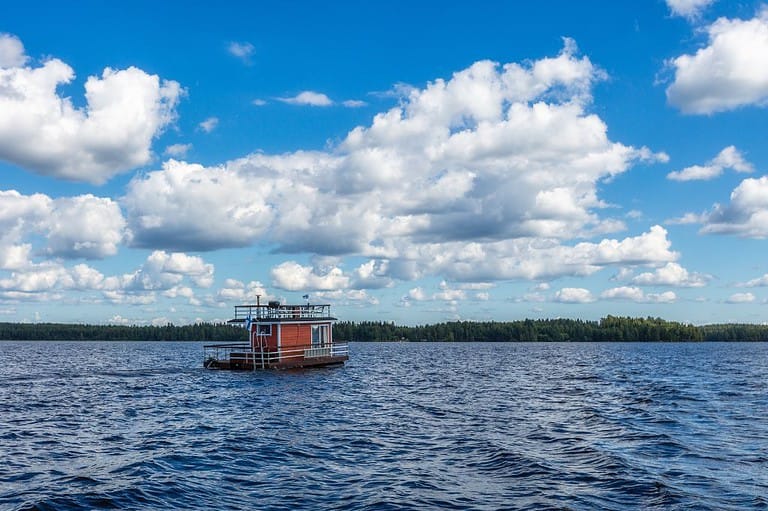 Chillax in US's first floating sauna open to the public in Grand Marais, Minnesota! It's an unforgettable experience!
