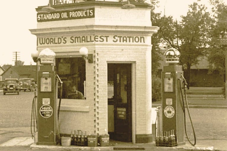 World's Smallest Gas Station in Detroit Lakes, Minnesota. Vintage photo from the collection of Jack and Kitty Norton.