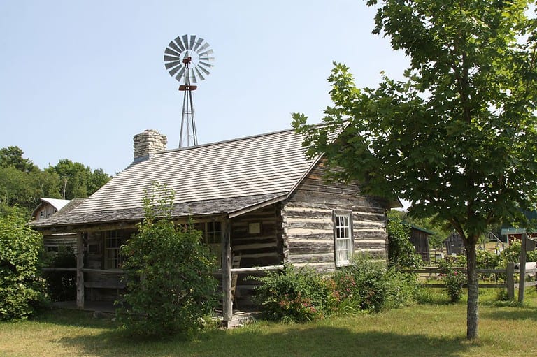 Cabin at Pioneer Village in Wisconsin. Unearth the hidden gems of Wisconsin's past with our guide to the state's most captivating historical and archaeological sites!
