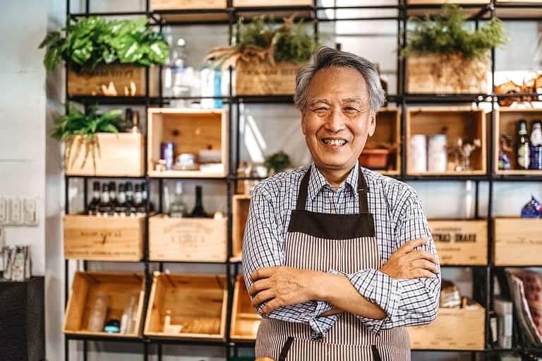 Small business owner in Minneapolis. Make your visit to Minnesota complete! Uncover the best shopping spots and must-have souvenirs in the Land of 10,000 Lakes!