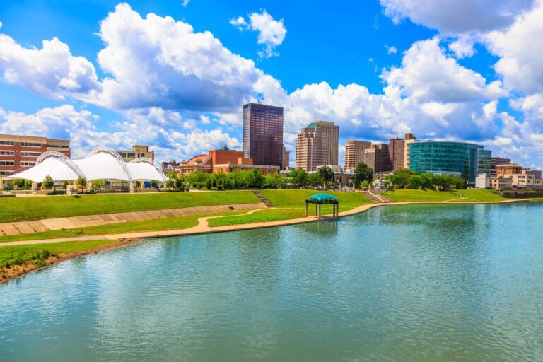 Downtown Dayton, OH. Thinking of moving to Dayton, Ohio? Read this first! These are the shocking reasons why you should NEVER move here...or should you?